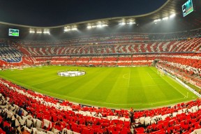 从第一局就碾压！萨尔布吕肯完全主导比赛节奏，萨尔布吕肯地图