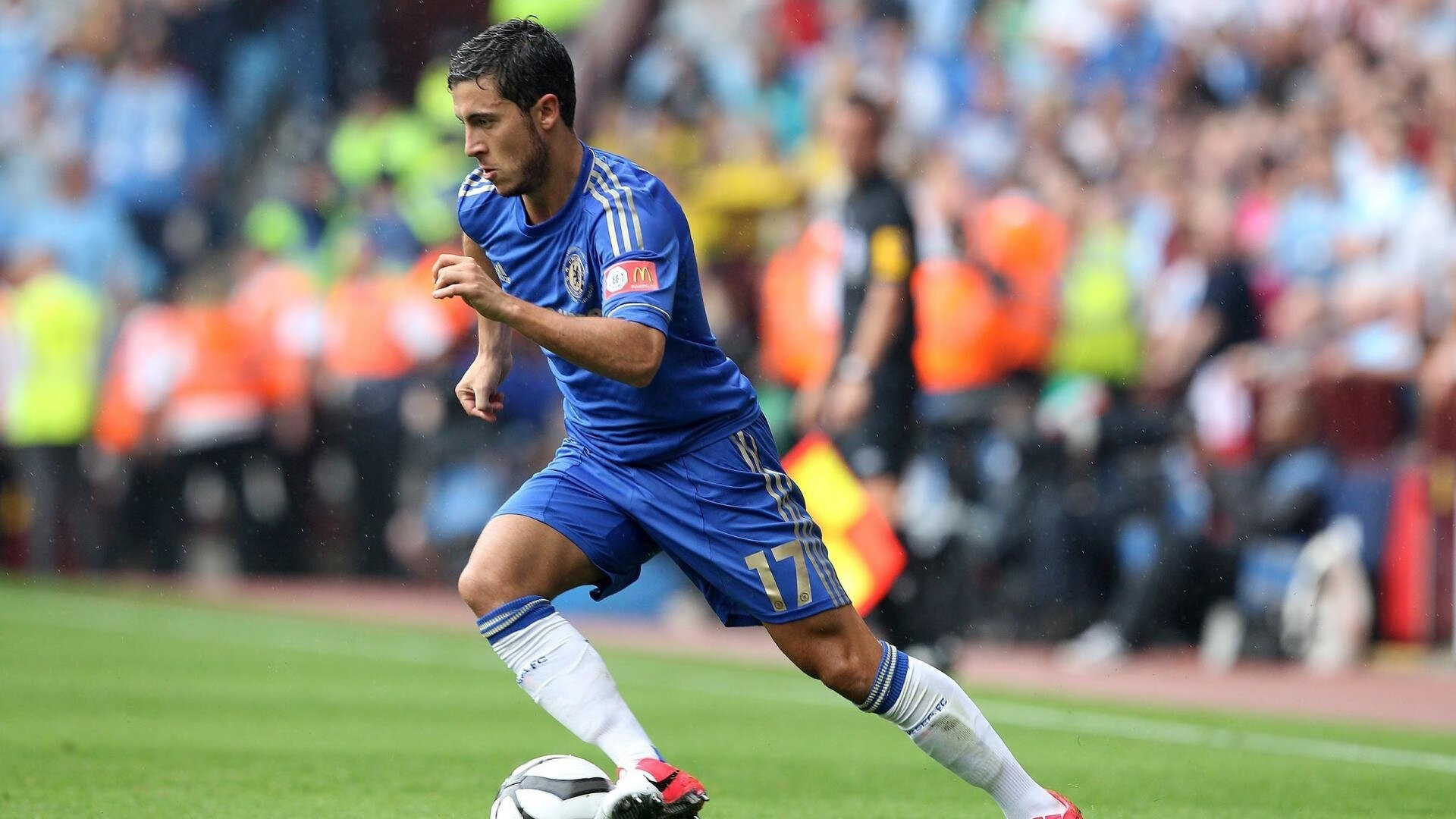 世界短道速滑：团队冲刺配合提升赛终效率，2020年世界短道速滑比赛视频